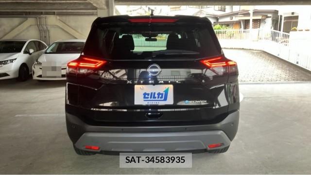 Nissan X-TRAIL 2023-11 8281166-1