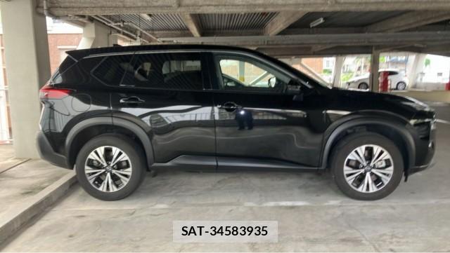 Nissan X-TRAIL 2023-11 8281166-3