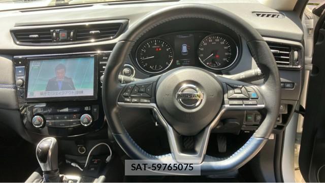 Nissan X-TRAIL 2021-10 8281298-16