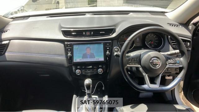 Nissan X-TRAIL 2021-10 8281298-2