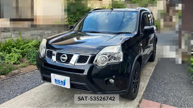 Nissan X-TRAIL 2013-09 8281676-0