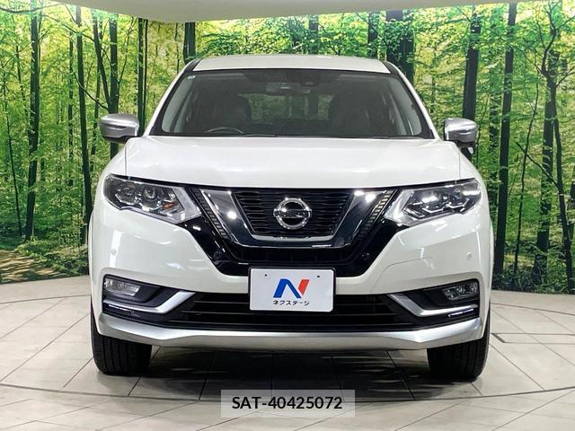 Nissan X-TRAIL 2018-03 8281789-13