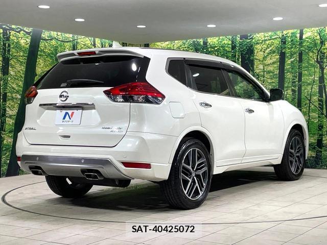 Nissan X-TRAIL 2018-03 8281789-16