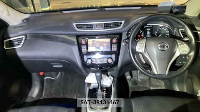 Nissan X-TRAIL 2015-07 8281953-2