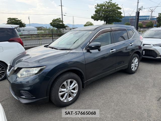 Nissan X-TRAIL 2014-12 8282684-10
