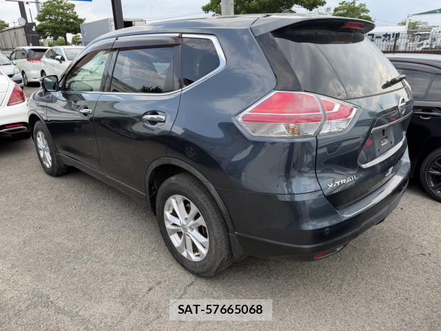 Nissan X-TRAIL 2014-12 8282684-12