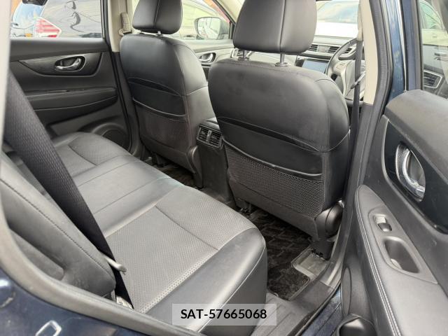 Nissan X-TRAIL 2014-12 8282684-15