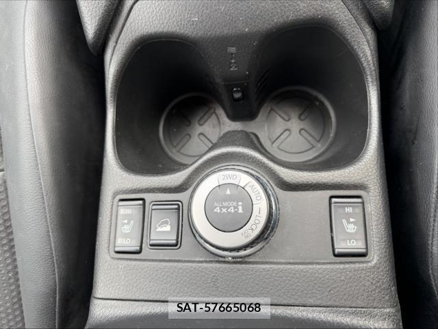 Nissan X-TRAIL 2014-12 8282684-17