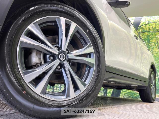 Nissan X-TRAIL 2019-02 8282775-12