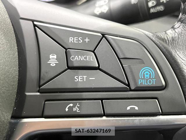 Nissan X-TRAIL 2019-02 8282775-5