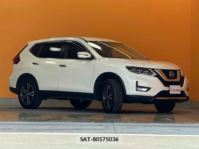 Nissan X-TRAIL 2017-10 8282784-10