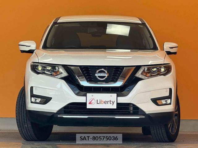 Nissan X-TRAIL 2017-10 8282784-11