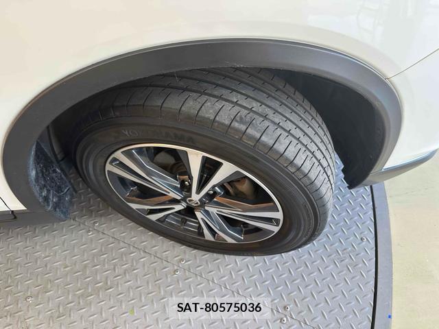 Nissan X-TRAIL 2017-10 8282784-15