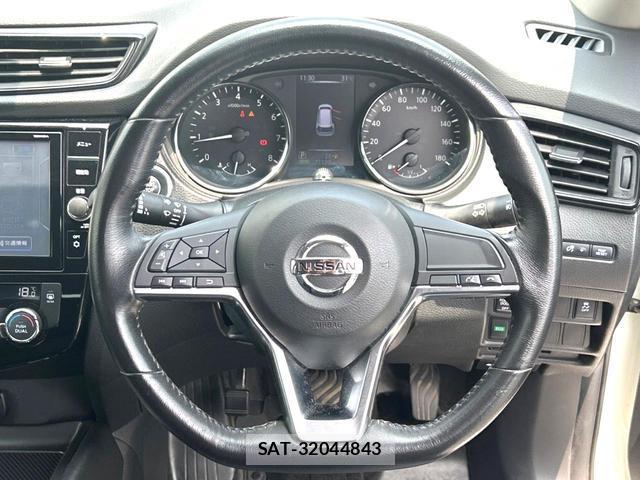 Nissan X-TRAIL 2018-10 8283166-11