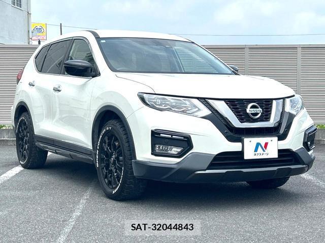 Nissan X-TRAIL 2018-10 8283166-16