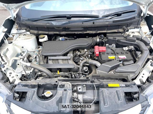 Nissan X-TRAIL 2018-10 8283166-18