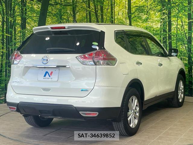 Nissan X-TRAIL 2015-12 8283600-17