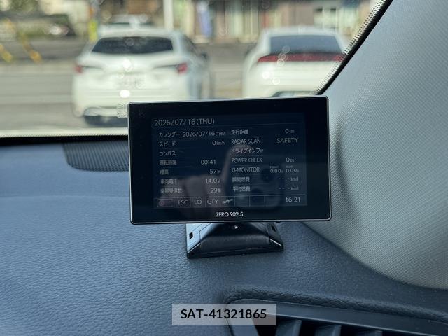 Nissan X-TRAIL 2018-05 8283700-8