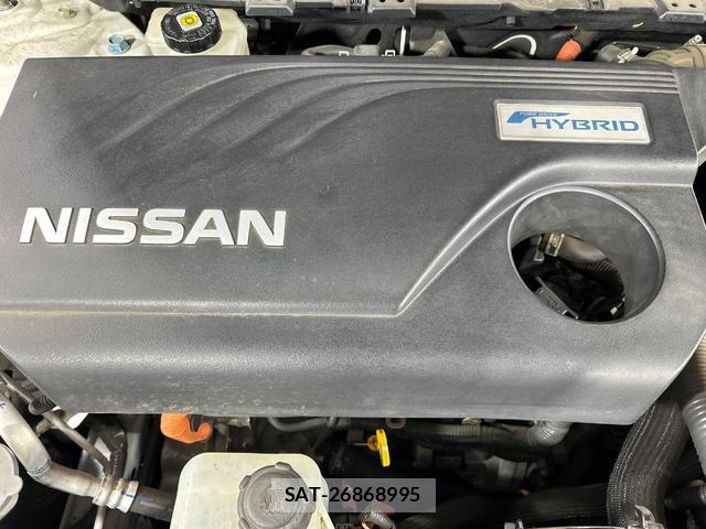 Nissan X-TRAIL 2016-01 8283816-17