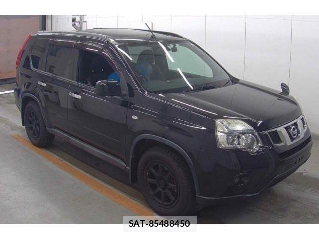 Nissan X-TRAIL 2011-08 8283860-0