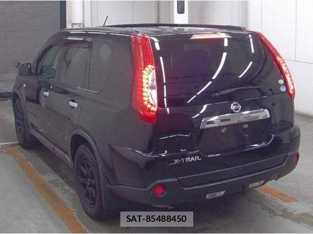 Nissan X-TRAIL 2011-08 8283860-3