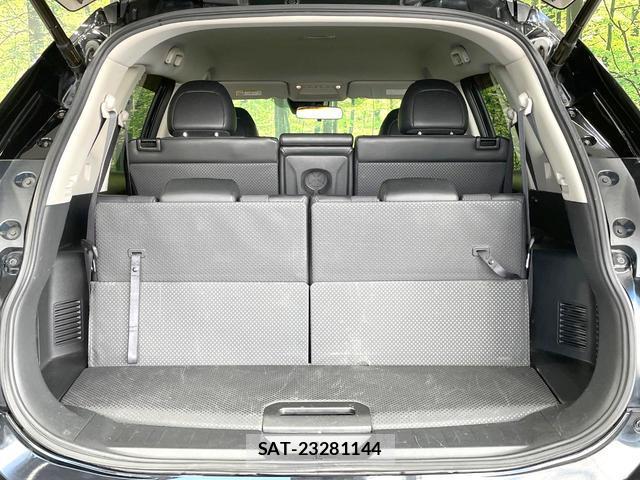 Nissan X-TRAIL 2018-05 8284489-10