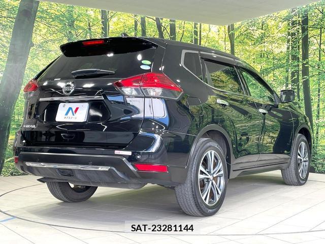 Nissan X-TRAIL 2018-05 8284489-17