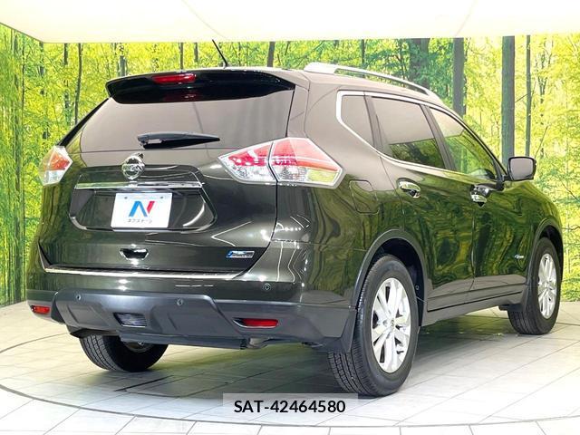 Nissan X-TRAIL 2015-07 8285066-15