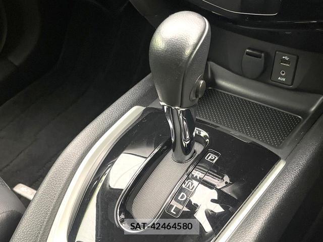Nissan X-TRAIL 2015-07 8285066-19