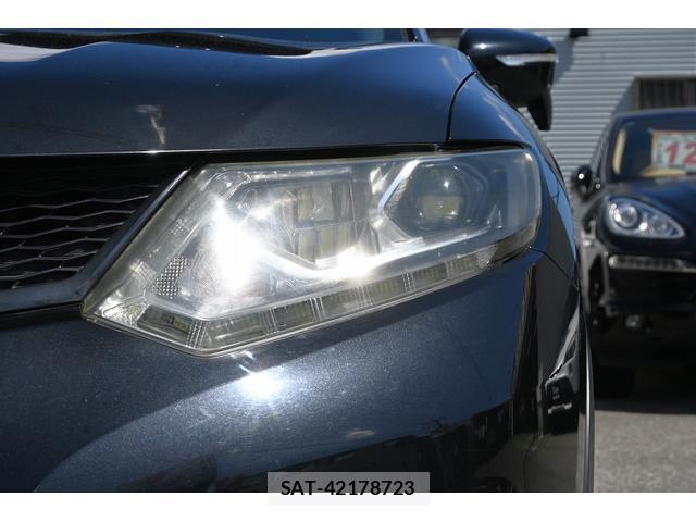 Nissan X-TRAIL 2014-12 8285293-13