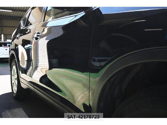 Nissan X-TRAIL 2014-12 8285293-16