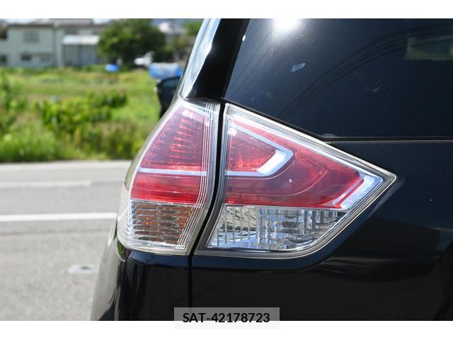 Nissan X-TRAIL 2014-12 8285293-18