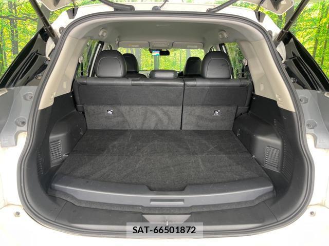 Nissan X-TRAIL 2016-05 8285469-10