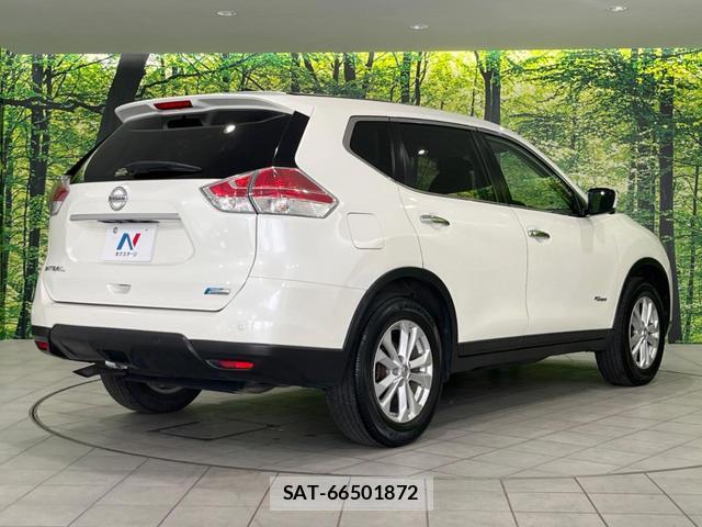 Nissan X-TRAIL 2016-05 8285469-17