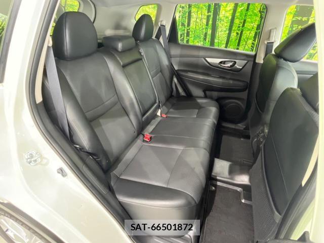 Nissan X-TRAIL 2016-05 8285469-9