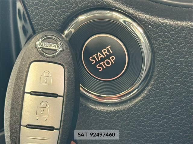 Nissan X-TRAIL 2015-11 8285777-11