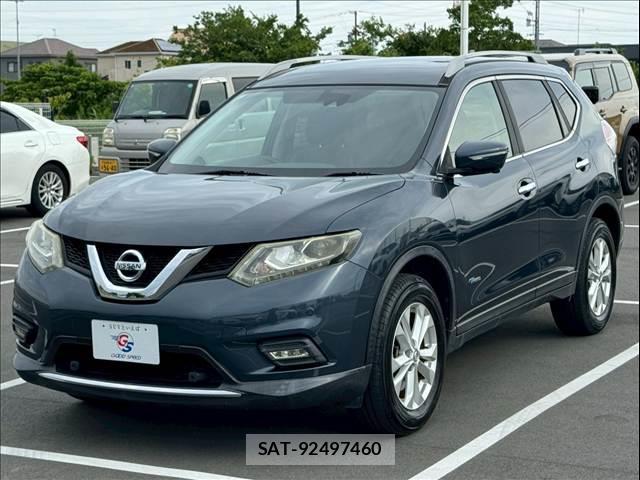 Nissan X-TRAIL 2015-11 8285777-13