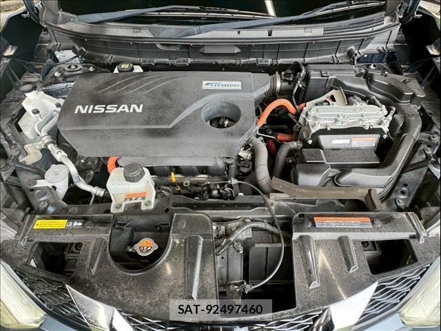 Nissan X-TRAIL 2015-11 8285777-17