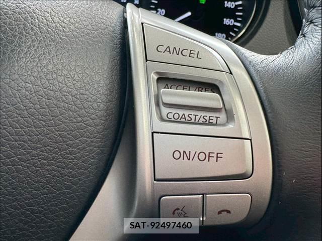 Nissan X-TRAIL 2015-11 8285777-9