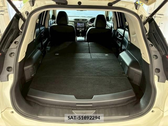 Nissan X-TRAIL 2019-06 8285788-11
