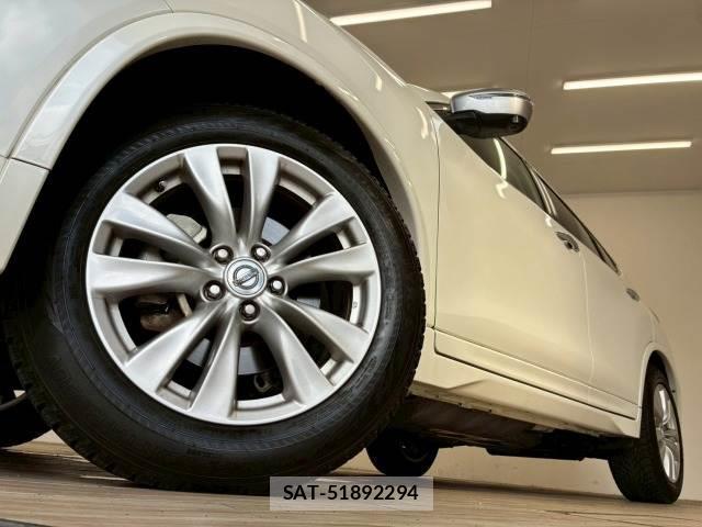 Nissan X-TRAIL 2019-06 8285788-18
