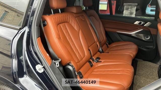 Bmw X7 2021-10 8280869-6