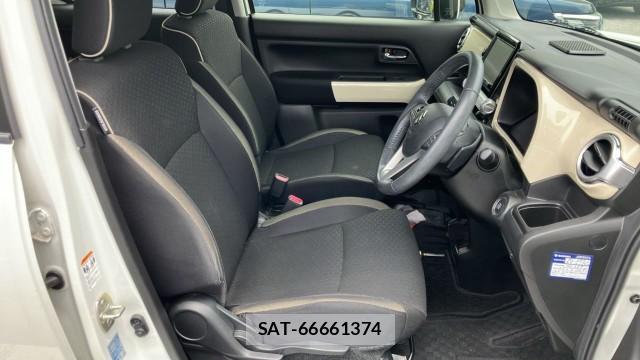 Suzuki X BEE 2019-07 8282253-5
