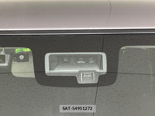 Suzuki X BEE 2018-11 8283644-3