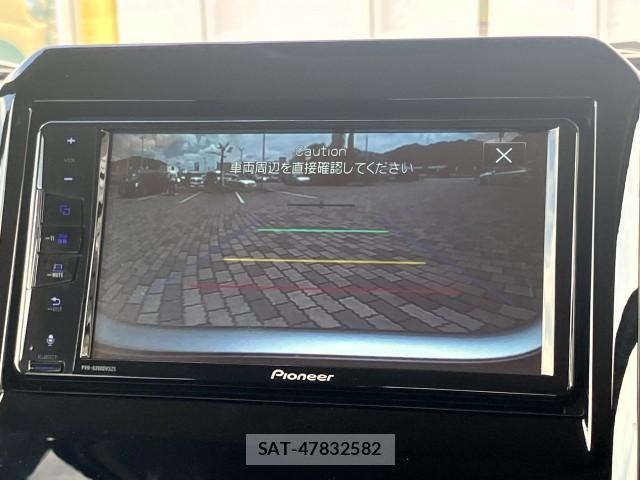 Suzuki X BEE 2022-08 8283661-5