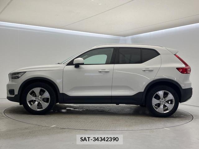 Volvo XC40 2019-08 8277063-18
