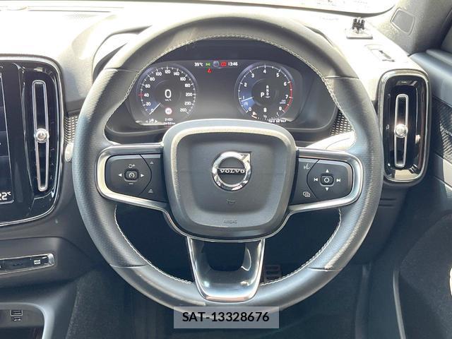 Volvo XC40 2021-03 8277189-9