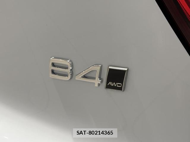 Volvo XC40 2025-09 8277678-18