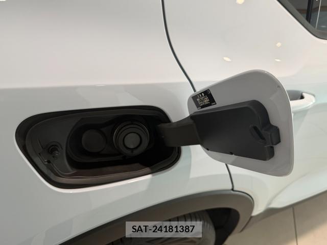 Volvo XC40 2024-09 8277680-10