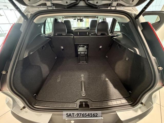 Volvo XC40 2025-07 8277683-14